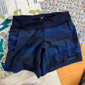 Brooks lined women’s running shorts used ONCE